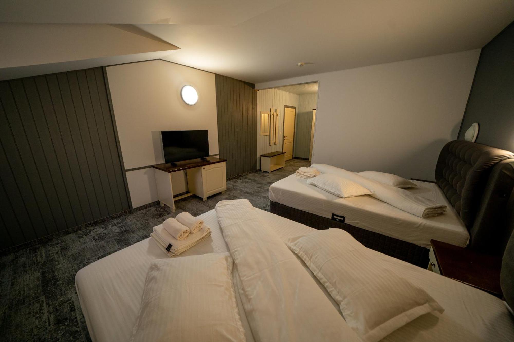 Popas Turistic Transfagarasan Hotell Cîrţişoara Eksteriør bilde
